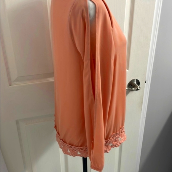 TOBI Peach Blouse With Lace Trim & Open Long Sleeves - Picture 5 of 6